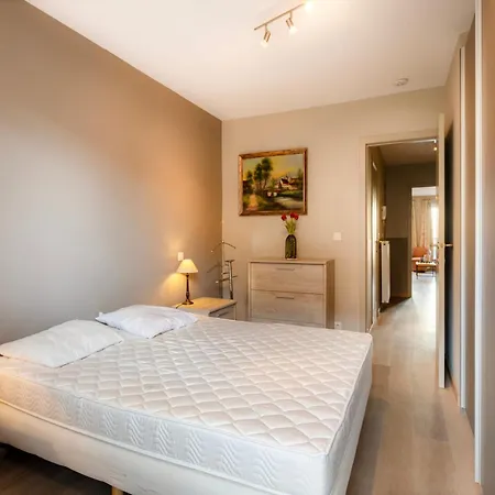 In With Marina View Apartman